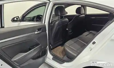 Hyundai Avante, 2019