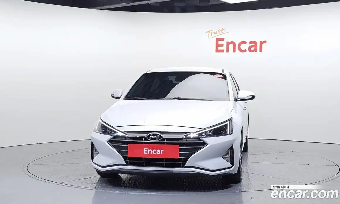 Hyundai Avante 2019 1.6 Автомат в Москве № 109244, фото 10