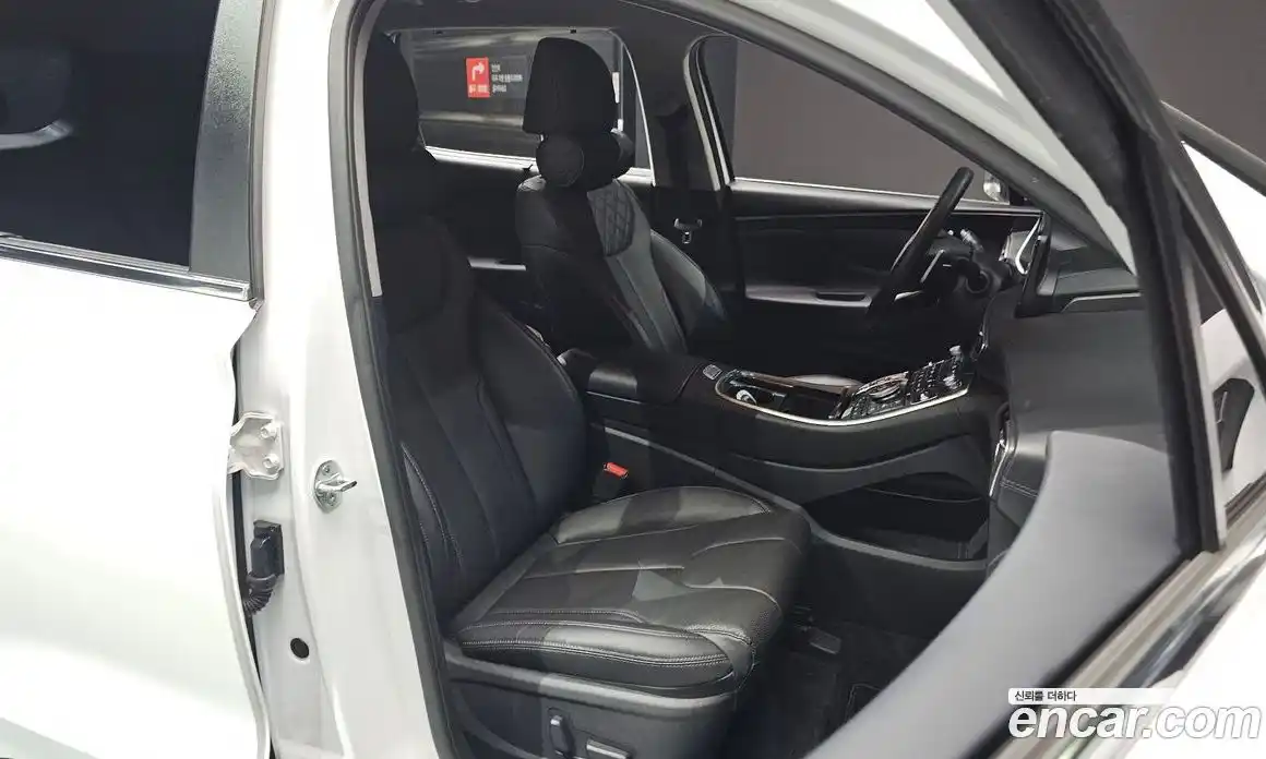 Hyundai Santa Fe 2022 2.5 Автомат в Москве № 110038, фото 11