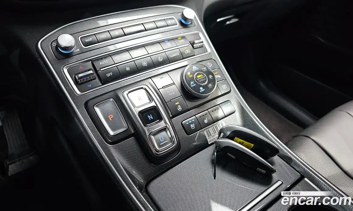 Hyundai Santa Fe 2022 2.5 Автомат в Москве № 110038, фото 14