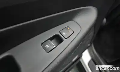 Hyundai Santa Fe 2022 2.5 Автомат в Москве № 110038, миниатюра 10