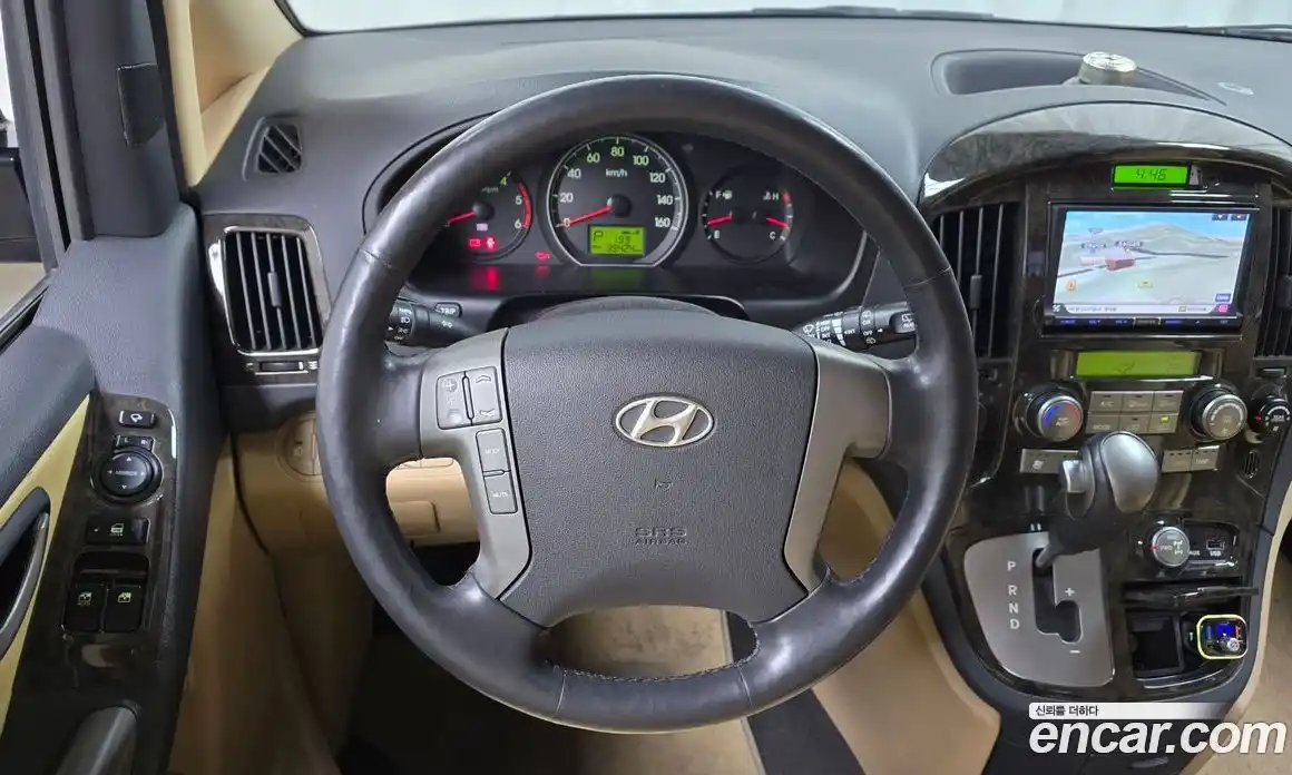 Hyundai Starex 2015 2.5 Автомат в Москве № 112516, фото 20