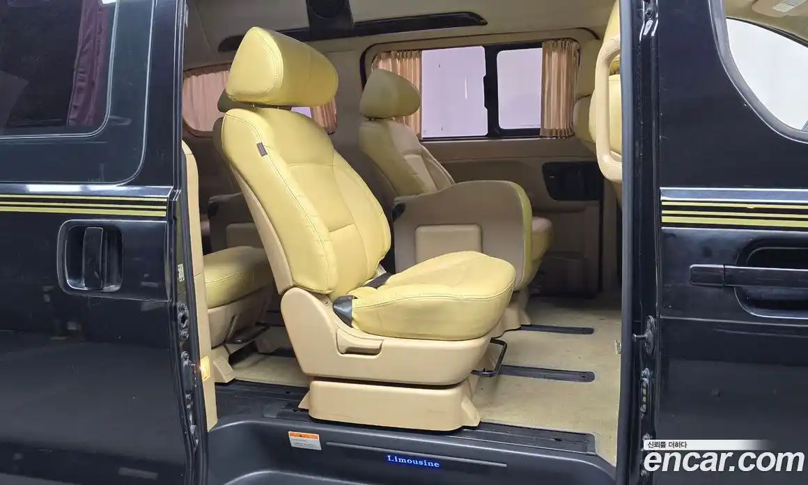 Hyundai Starex 2015 2.5 Автомат в Москве № 112516, фото 5