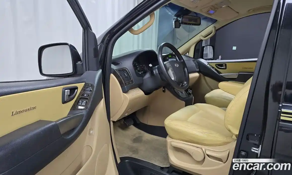 Hyundai Starex 2015 2.5 Автомат в Москве № 112516, фото 10