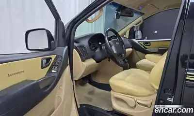 Hyundai Starex 2015 2.5 Автомат в Москве № 112516, миниатюра 10