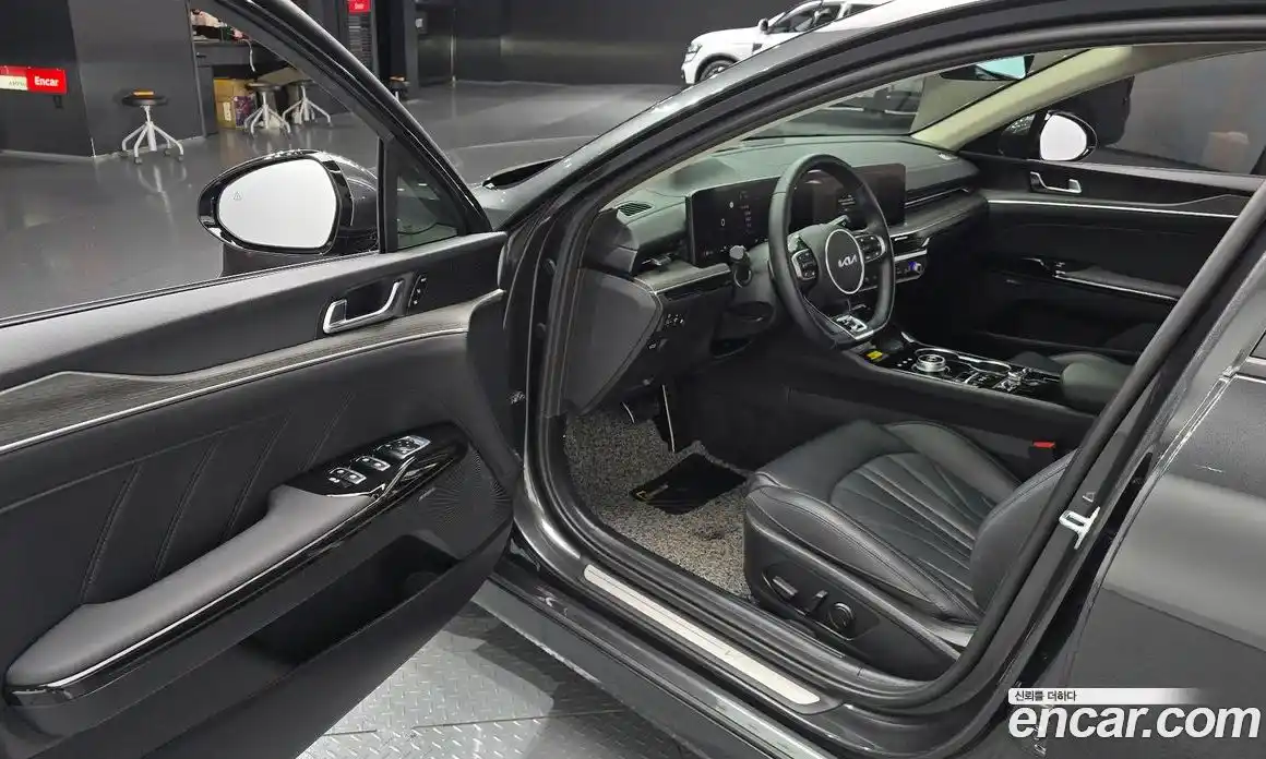 Kia K5 2024 1.6 Автомат в Москве № 121284, фото 9