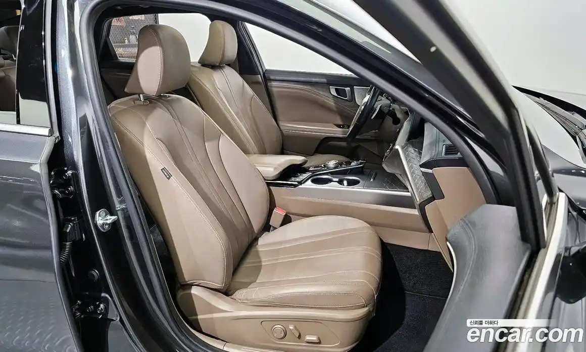 Kia K8 2022 2.5 Автомат в Москве № 122219, фото 16