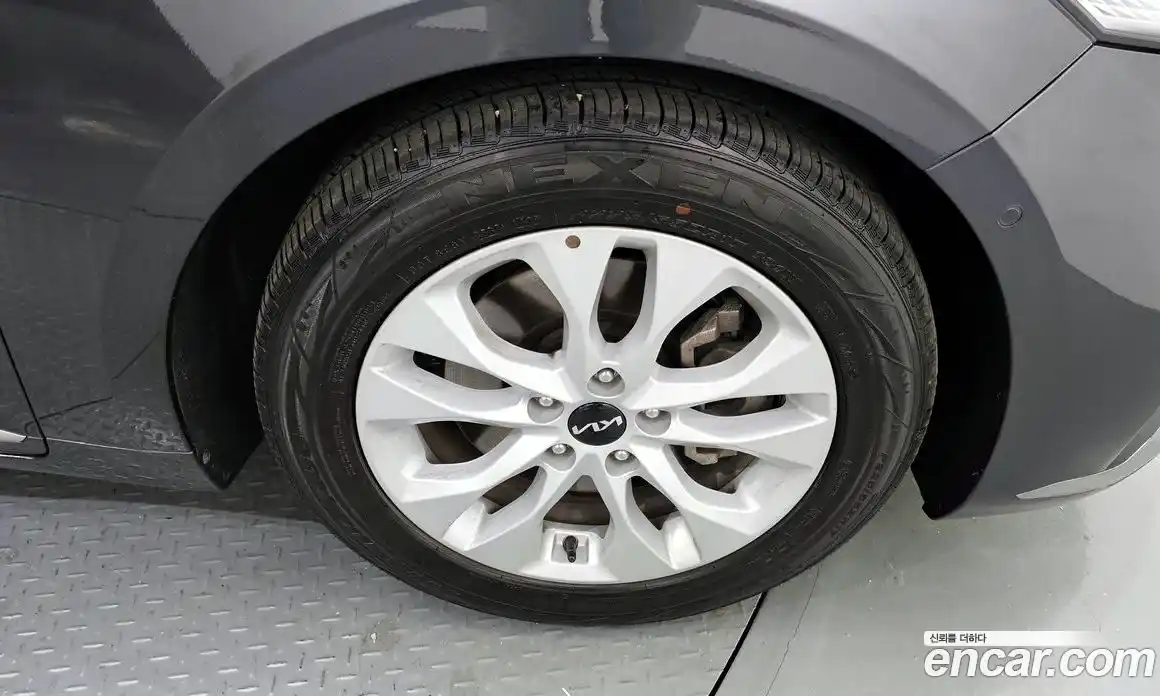 Kia K8 2022 2.5 Автомат в Москве № 122219, фото 19