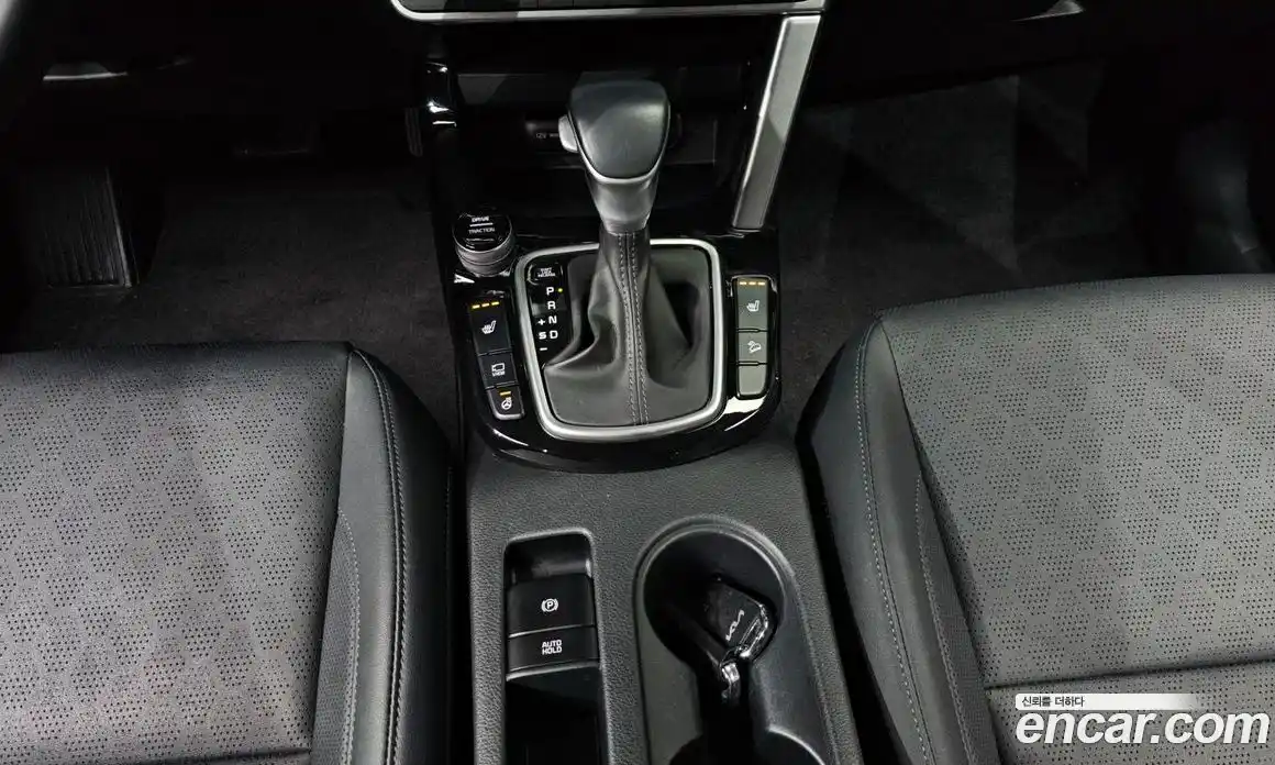 Kia Seltos 2023 1.6 Автомат в Москве № 127139, фото 17