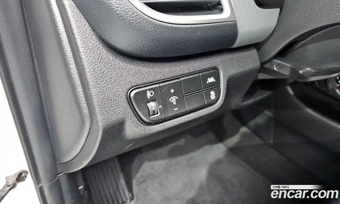 Kia Seltos 2023 1.6 Автомат в Москве № 127139, фото 18