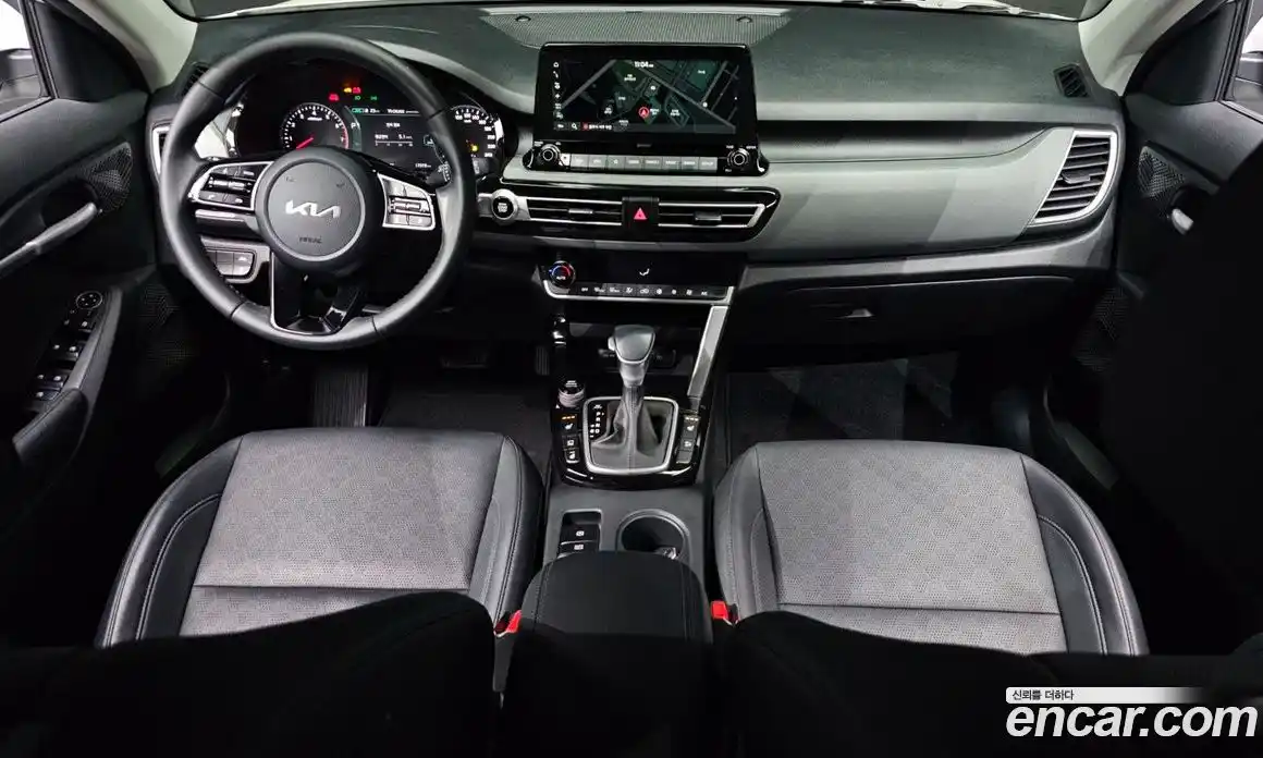 Kia Seltos 2023 1.6 Автомат в Москве № 127139, фото 3