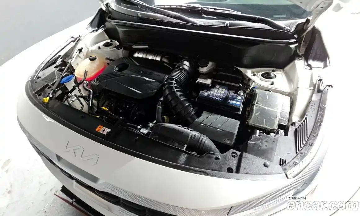 Kia Seltos 2023 1.6 Автомат в Москве № 127139, фото 4