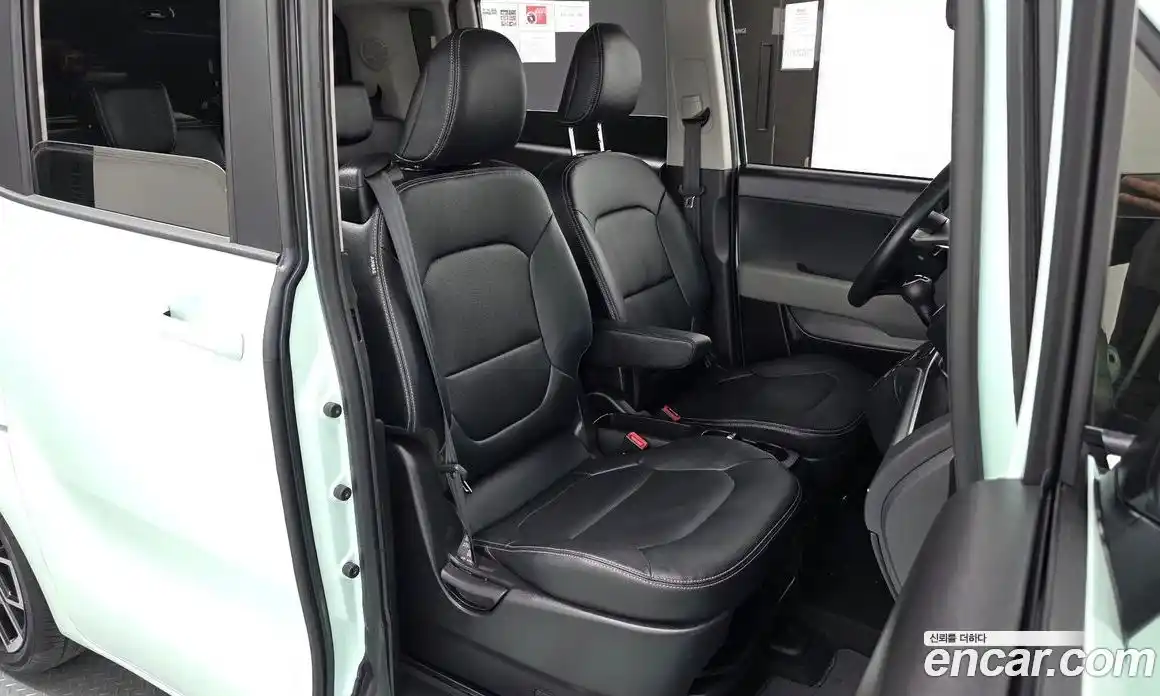 Kia Ray 2023 1.0 Автомат в Москве № 127685, фото 3