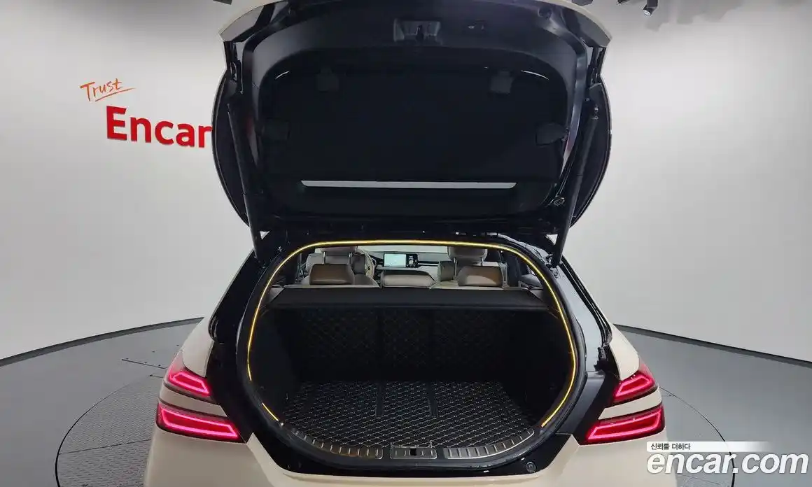 Genesis G70 2023 2.0 Автомат в Москве № 12971, фото 14