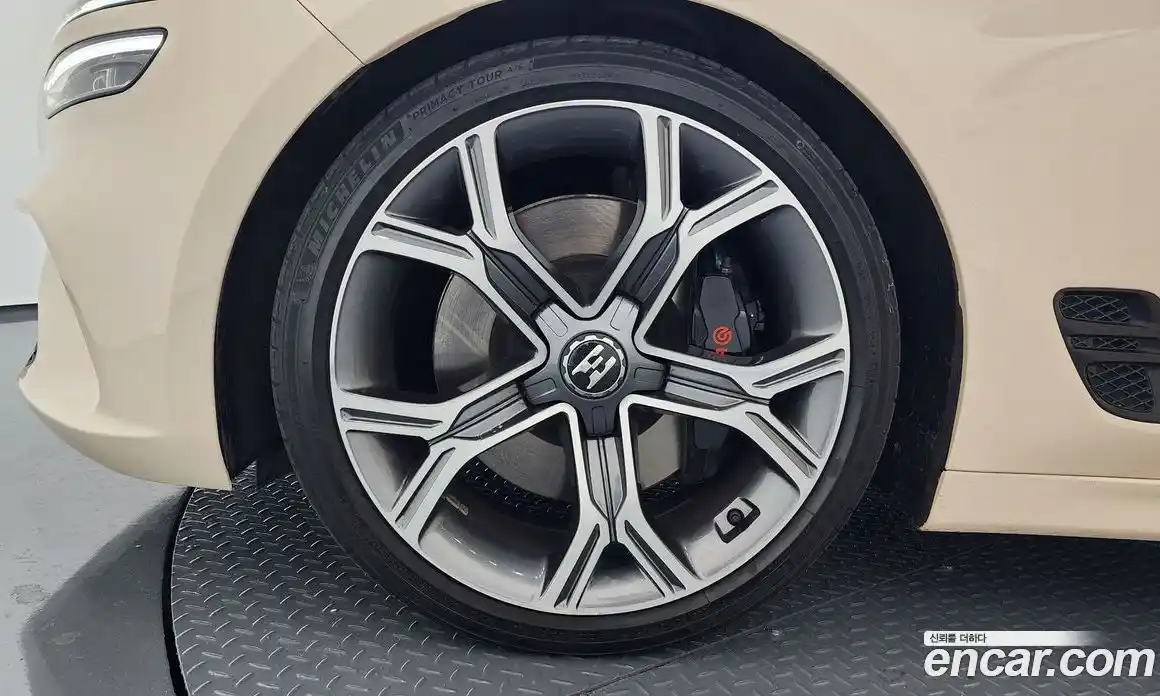 Genesis G70 2023 2.0 Автомат в Москве № 12971, фото 16