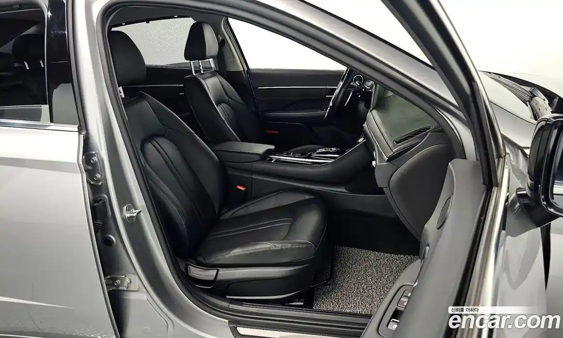 Hyundai Sonata 2022 2.0 Автомат в Москве № 129871, фото 5