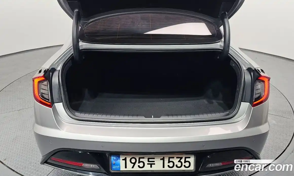 Hyundai Sonata 2022 2.0 Автомат в Москве № 129871, фото 8