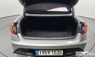 Hyundai Sonata 2022 2.0 Автомат в Москве № 129871, миниатюра 8