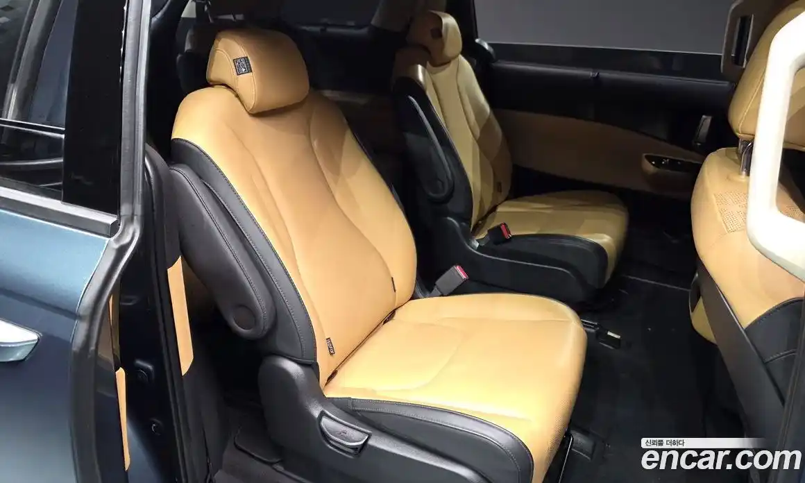 Kia Canival 2022 3.5 Автомат в Москве № 132629, фото 12