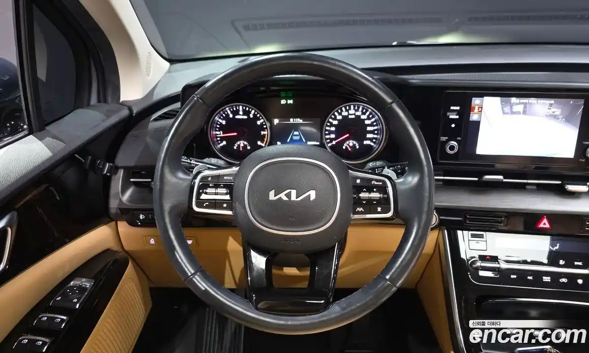 Kia Canival 2022 3.5 Автомат в Москве № 132629, фото 13