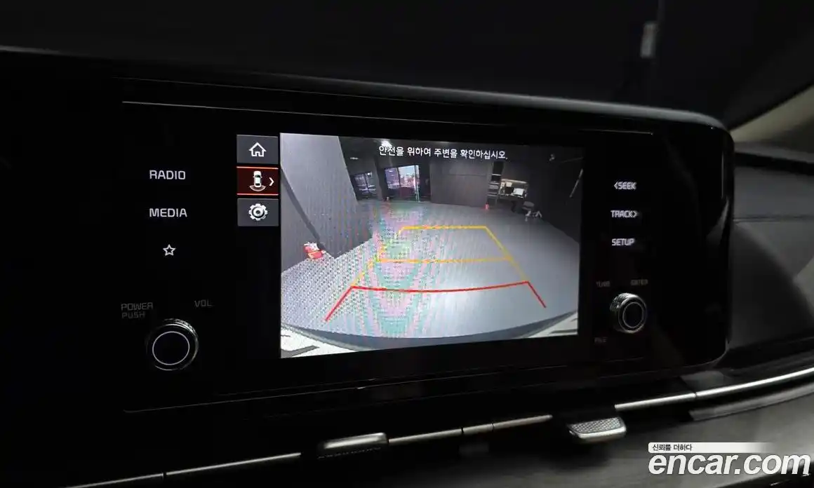 Kia Canival 2022 3.5 Автомат в Москве № 132629, фото 15