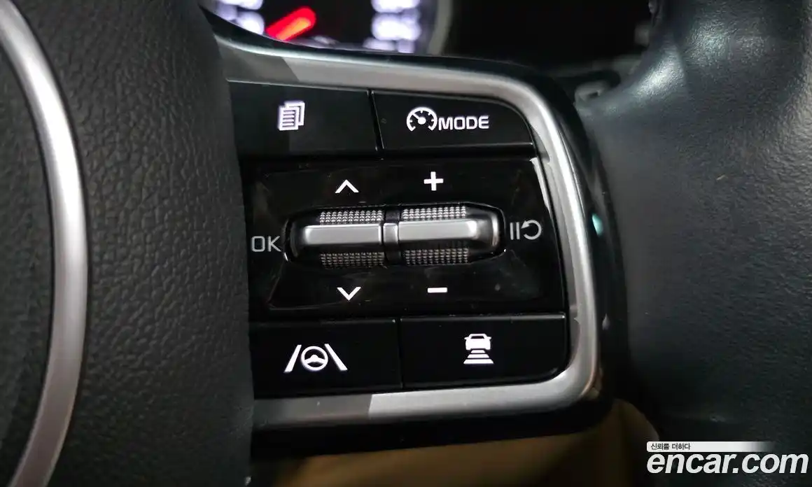 Kia Canival 2022 3.5 Автомат в Москве № 132629, фото 18