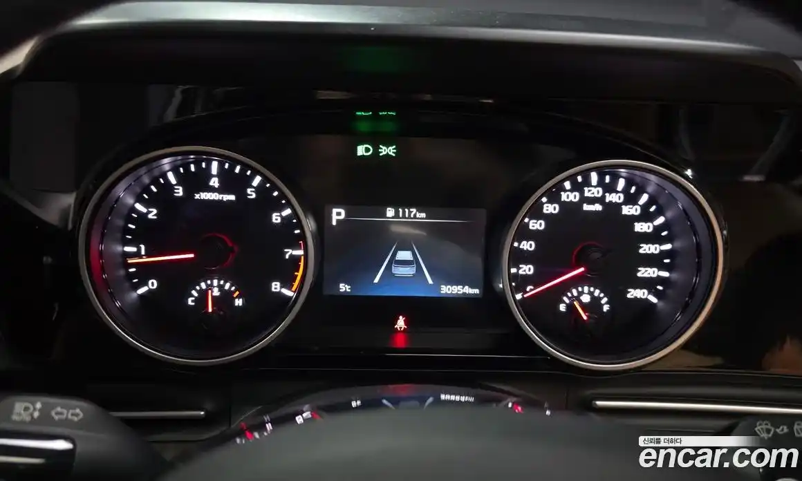 Kia Canival 2022 3.5 Автомат в Москве № 132629, фото 8