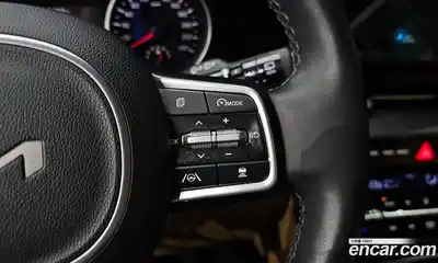 Kia Canival 2023 2.2 Автомат в Москве № 133271, миниатюра 3