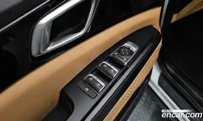 Kia Canival 2023 2.2 Автомат в Москве № 133271, миниатюра 10