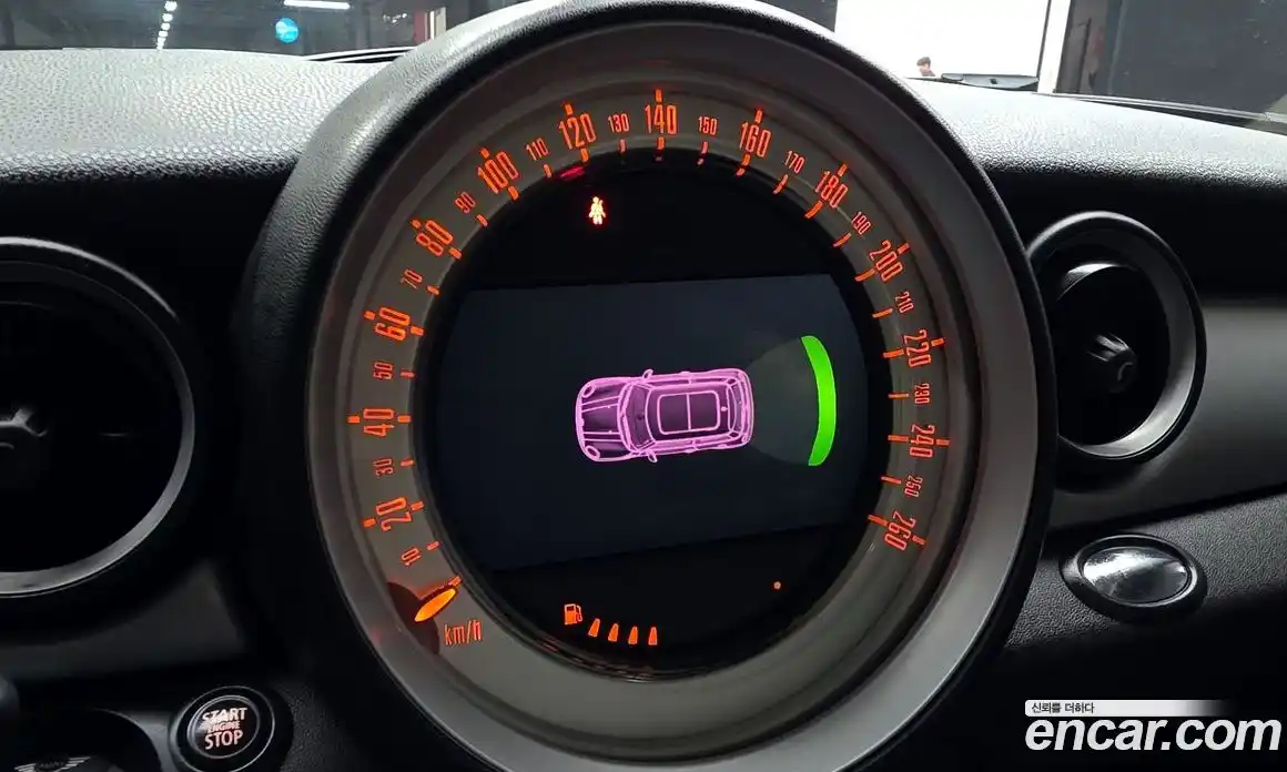 Mini Cooper 2013 2.0 Автомат в Москве № 135400, фото 13