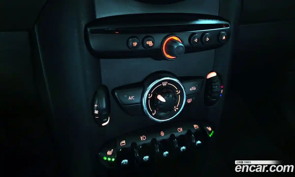 Mini Cooper 2013 2.0 Автомат в Москве № 135400, фото 14