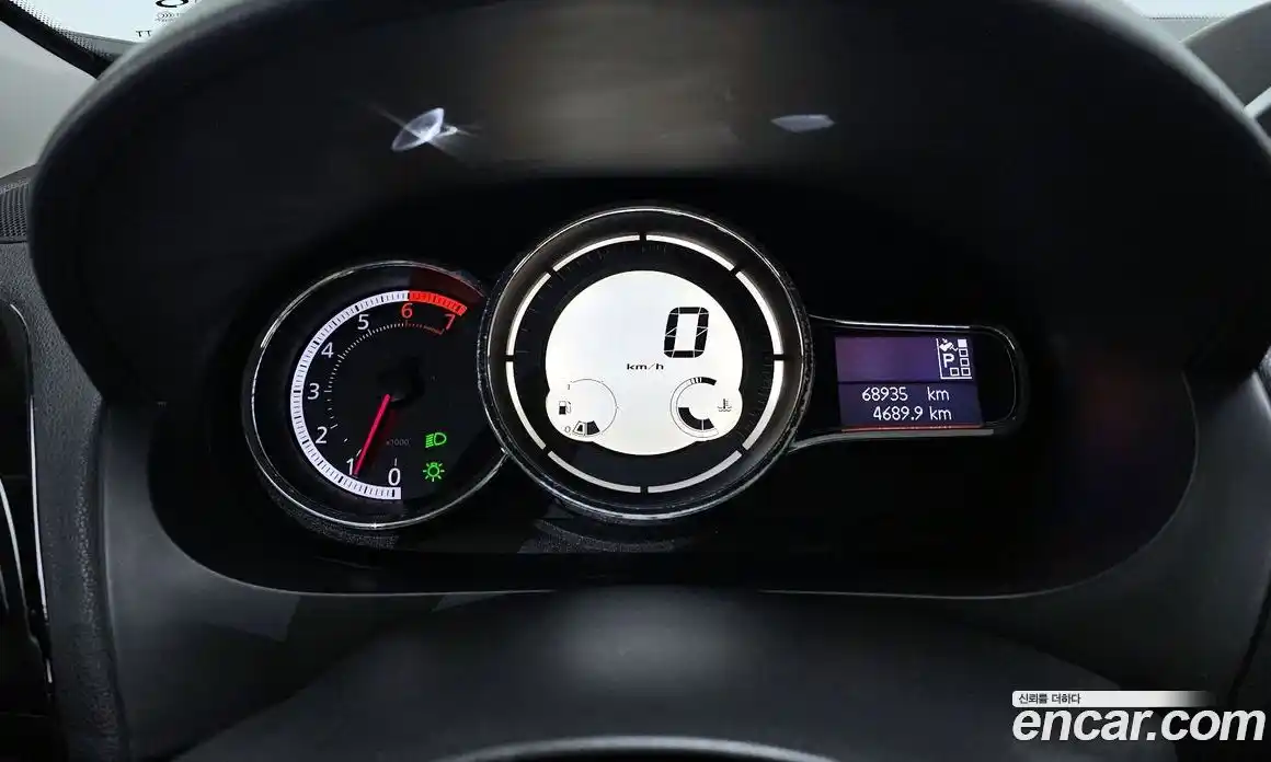 Renault SM3 2016 1.6 Автомат в Москве № 138165, фото 15