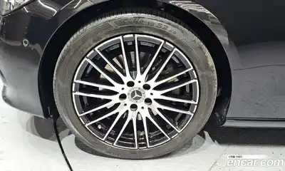 Mercedes-Benz C-Class, 2024