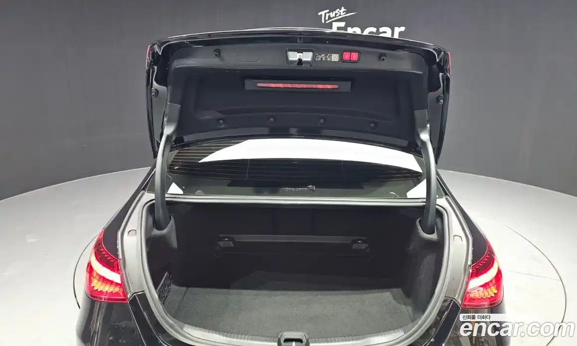 Mercedes-Benz C-Class 2024 2.0 Автомат в Москве № 138730, фото 17