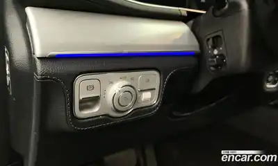 Mercedes-Benz GLE-Class 2021 1.9 Автомат в Москве № 139138, миниатюра 3