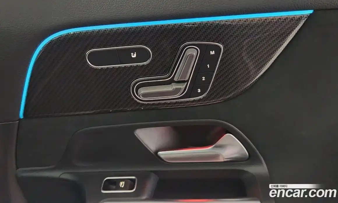 Mercedes-Benz GLA-Class 2023 2.0 Автомат в Москве № 139554, фото 14