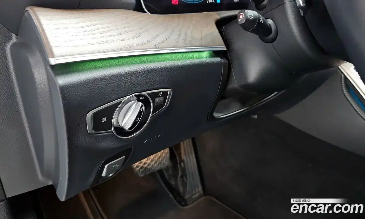 Mercedes-Benz E-Class 2022 2.0 Автомат в Москве № 140084, фото 15