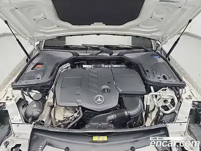 Mercedes-Benz E-Class 2018 1.9 Автомат в Москве № 142316, миниатюра 5