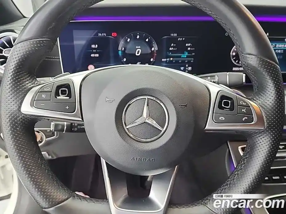 Mercedes-Benz E-Class 2018 1.9 Автомат в Москве № 142316, фото 9