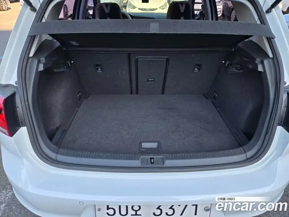 Volkswagen Golf 2014 1.6 Автомат в Москве № 146912, фото 18