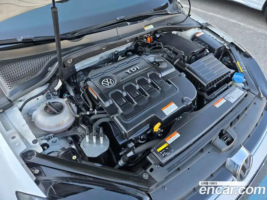 Volkswagen Golf 2014 1.6 Автомат в Москве № 146912, фото 7