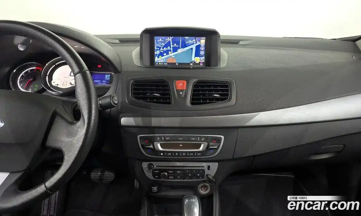 Renault SM3 2018 1.6 Автомат в Москве № 147639, фото 15