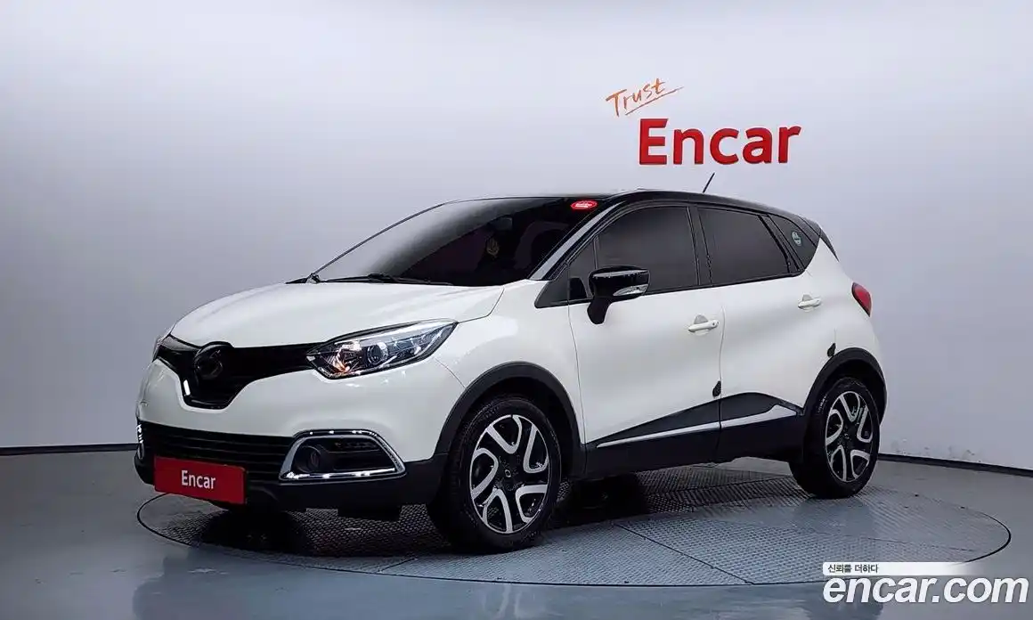 Renault QM3 2015 1.5 Автомат в Москве № 148055, фото 1