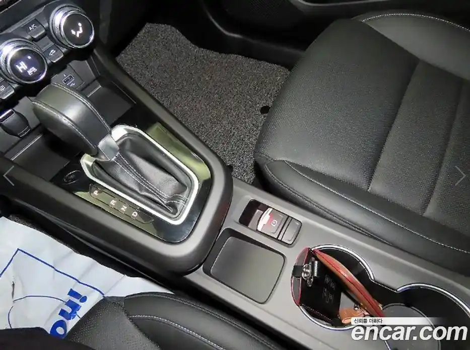 Renault XM3 2023 1.6 Автомат в Москве № 152318, фото 12