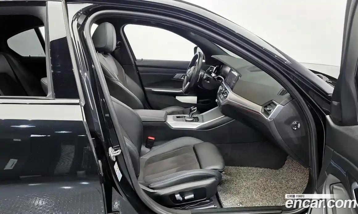 BMW 3-Series 2022 2.0 Автомат в Москве № 158280, фото 9