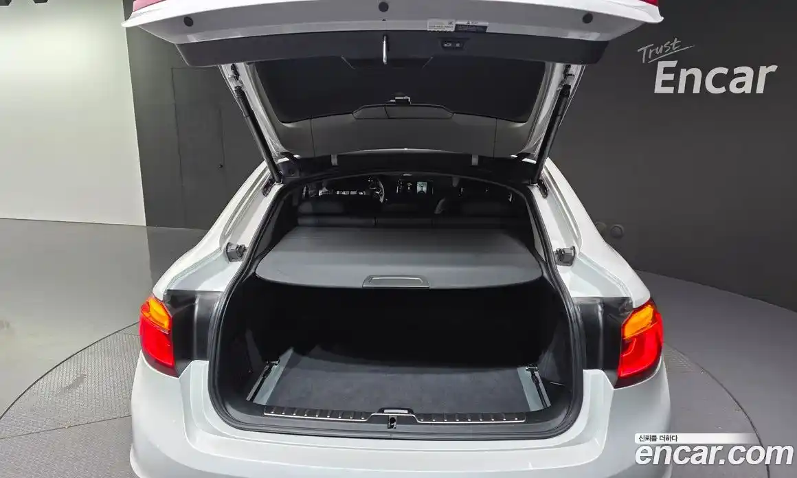 BMW X6 2018 3.0 Автомат в Москве № 159163, фото 10