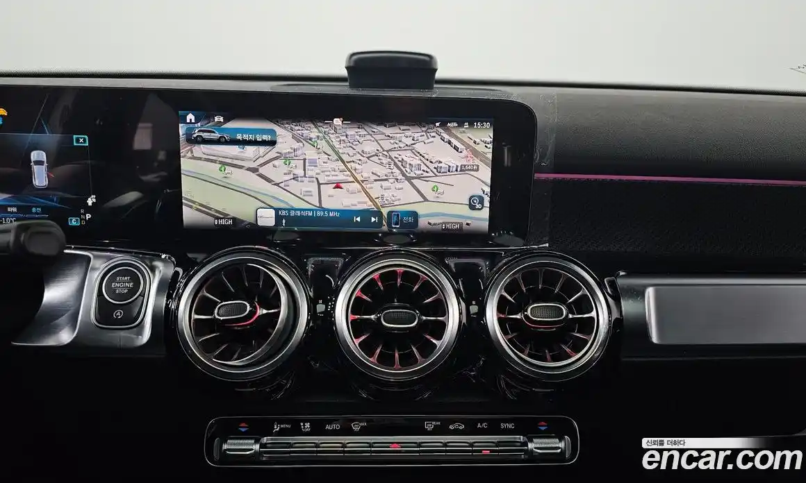 Mercedes-Benz GLB-Class 2025 2.0 Автомат в Москве № 160000, фото 8