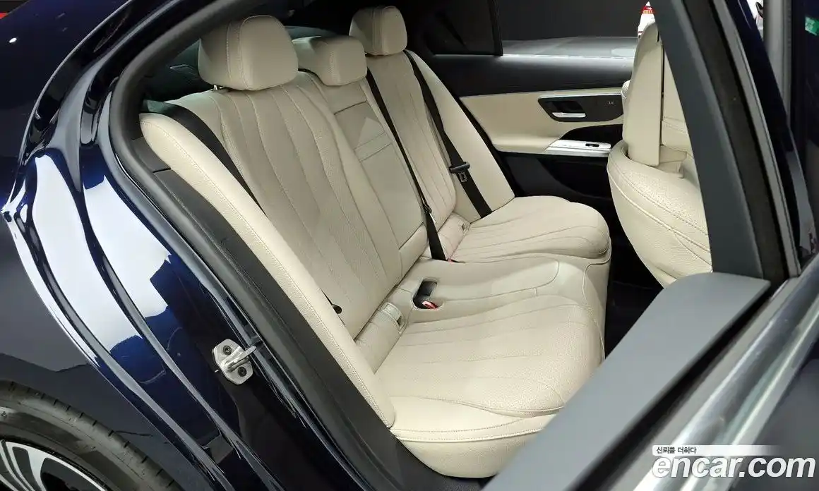 Mercedes-Benz E-Class 2024 2.0 Автомат в Москве № 160224, фото 20