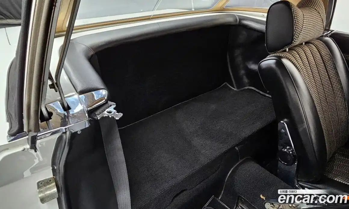 Mercedes-Benz SL-Class 1977 4.5 Автомат в Москве № 161095, фото 12