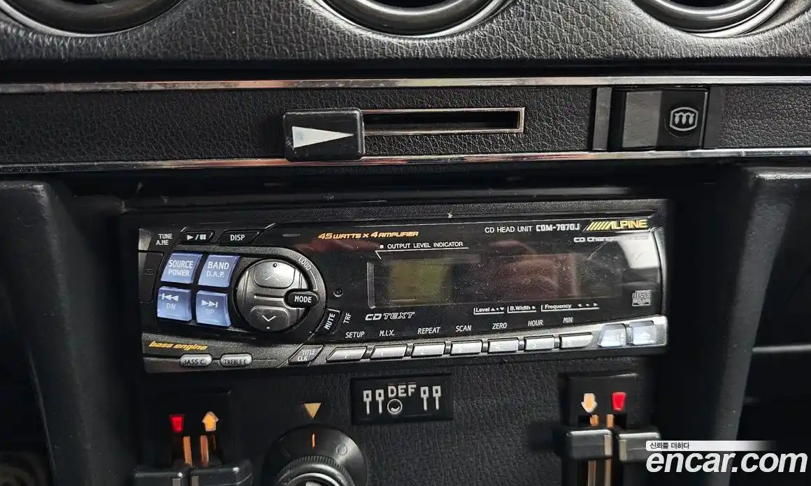 Mercedes-Benz SL-Class 1977 4.5 Автомат в Москве № 161095, фото 17